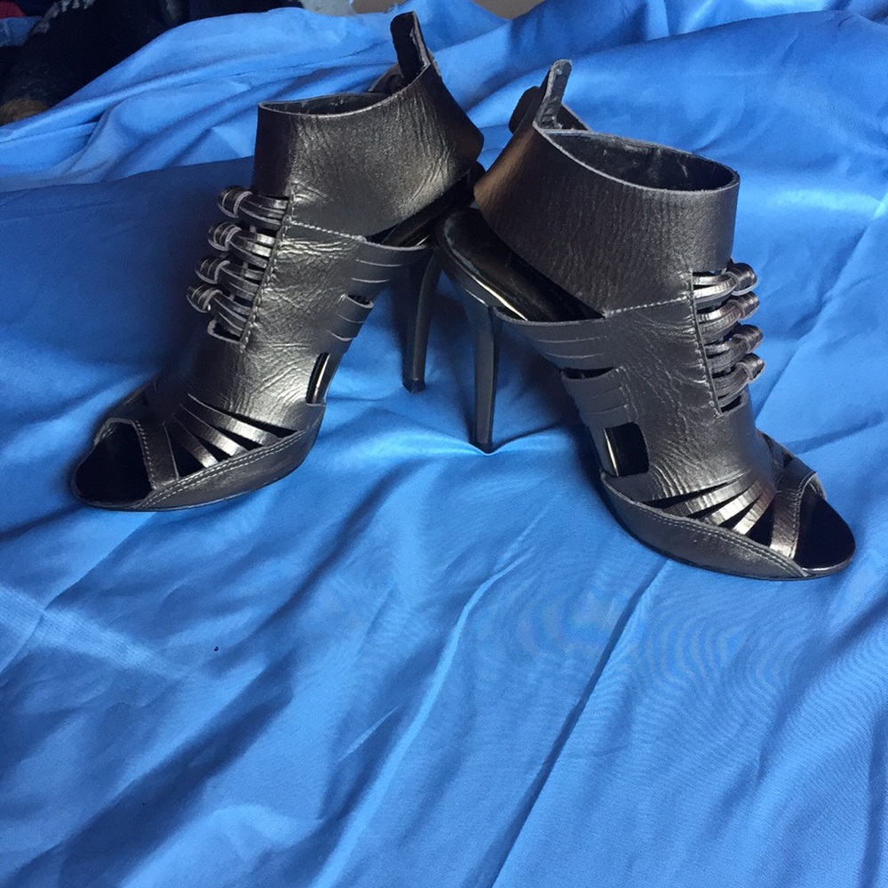 Steven By Steve Madden Heels Size 6 1/2 M